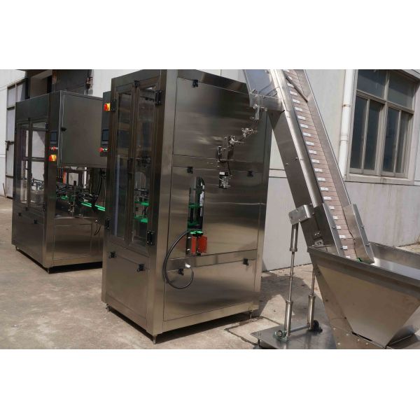 Single Head Rotary Capping Machine Servo Motor Driven Packaging Machine