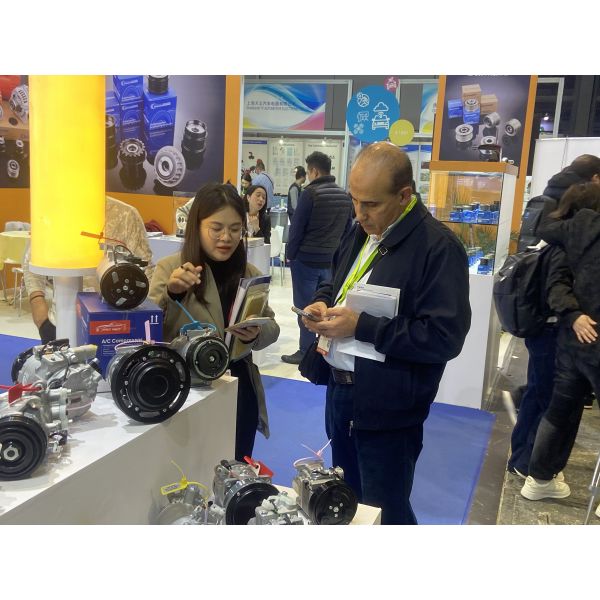 12V Auto AC Compressor CVC 5PK OEM 23377851 16004643101 For Buick Envisio 2.5 WXBK017