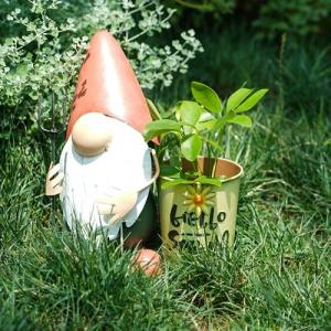 Cheap Gnome Planter Metal Yard Ornaments For Garden Outdoor Multiple Design for sale