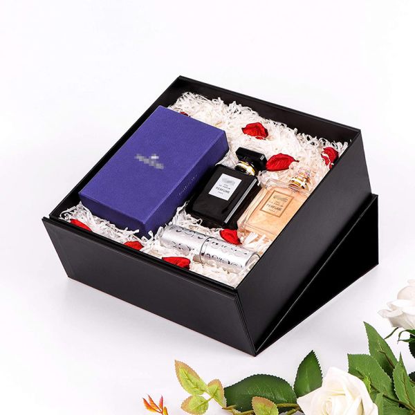 Custom 6 Macaron Chocolate Gift Pack Boxes With Plastic Blister Insert