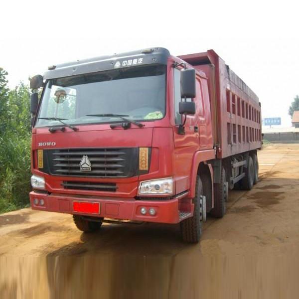Quality 30 - 40 Tons SINOTRUK Heavy Duty Dump Truck 371HP 8X4 For Loading Construction Material wholesale