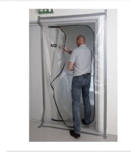 China Anti Dust Transparent PVC Door Disposable Plastic Zipper Door Magnetic Film Door on sale