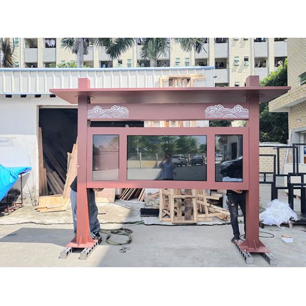 55-inch outdoor waterproof advertising machine, outdoor vertical high-brightness electronic bus stop display screen under the rain canopy