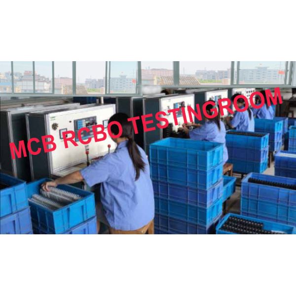 STM3-63 C63 Type White Mcb Breaker , Miniature Circuit Breakers 4p MCB Low Voltage