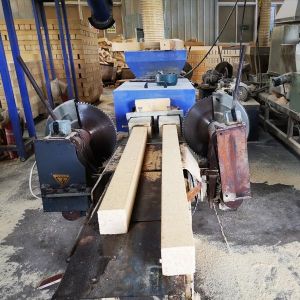 Buy cheap Uniform Size Moulded Wood Shavings Pallet Block Machine from wholesalers