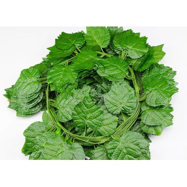 Plastic Simulation Tree Vine